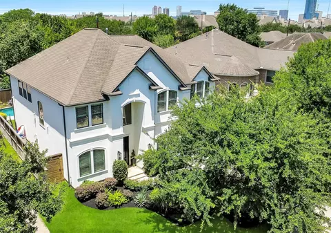 1113 Howard Ln, Bellaire, TX 77401