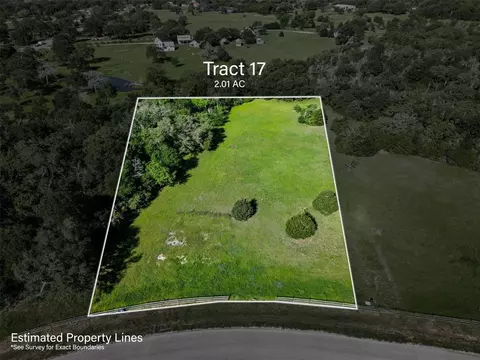 115 Woodland Meadows Ln, La Grange, TX 78945