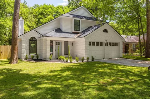 79 N Pathfinders Cir, The Woodlands, TX 77381