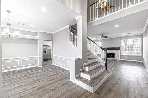 7907 Moncur Dr, Houston, TX 77095