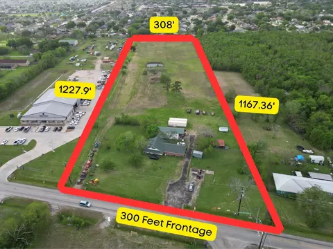 2319 W Cedar Bayou Lynchburg Rd, Baytown, TX 77521