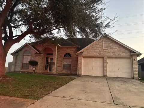 6814 Benjamin Ln, Pasadena, TX 77505 photo 1