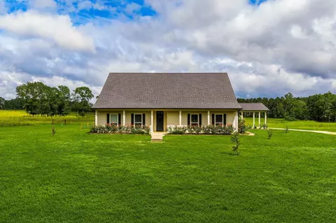 2654 Darden Rd, Livingston, TX 77351