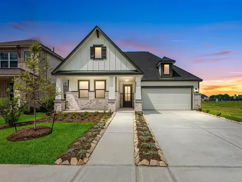 10642 Forward St, Richmond, TX 77469