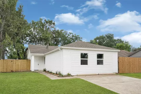 5314 Gayla Ln, Baytown, TX 77521