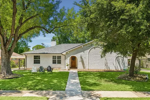 10618 Bordley Dr, Houston, TX 77042