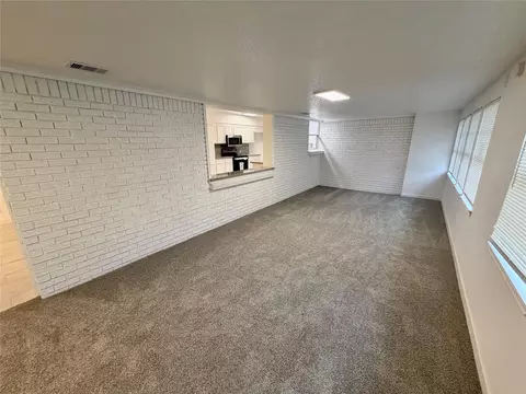 Living - 316 Angle St, Angleton, TX 77515 photo 4 of 5