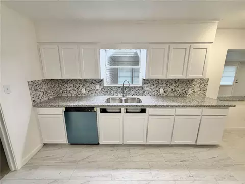 Kitchen - 316 Angle St, Angleton, TX 77515 photo 2 of 3
