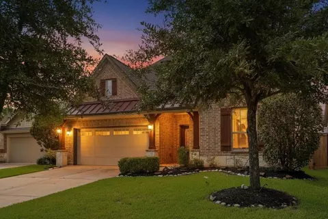 11022 Sarah Bluff Ln, Cypress, TX 77433