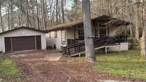 566 Governor Wood Dr, Point Blank, TX 77364