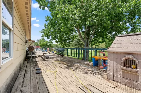 15510 Marek Ln, Guy, TX 77444 photo 5