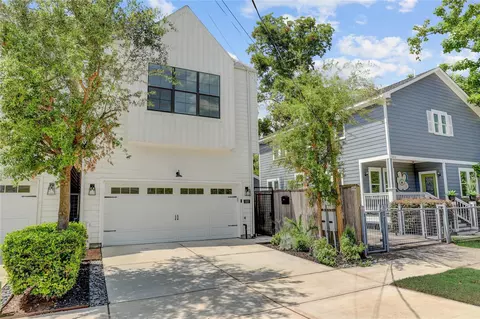 1107 Adele St, Houston, TX 77009 photo 1