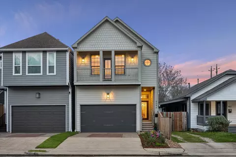 804 Enid St #A, Houston, TX 77009