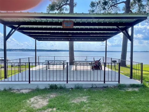 520 Lake Shore Dr, Trinity, TX 75862 photo 14