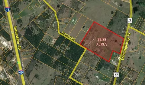 880 Tafelski Rd, New Waverly, TX 77358