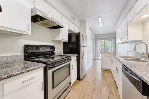 6200 W Tidwell Rd #2608, Houston, TX 77092