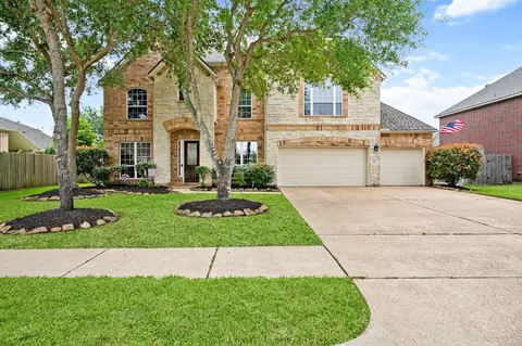 2812 Knob Hill St, Pearland, TX 77581