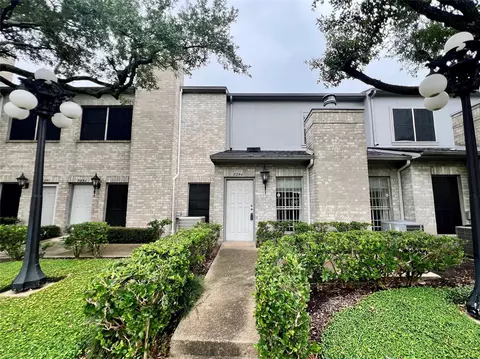 7254 Regency Square Ct #7254, Houston, TX 77036