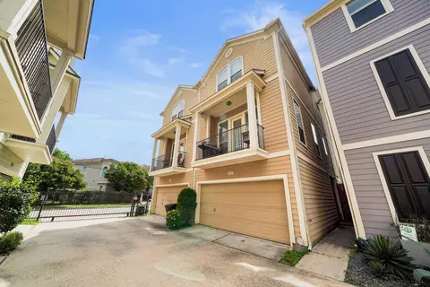 2605 Link Rd, Houston, TX 77009