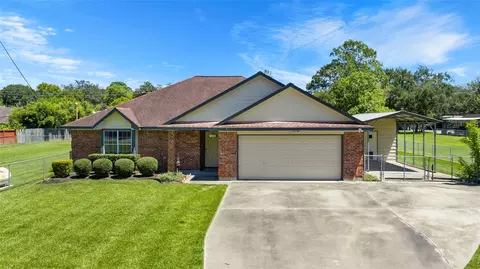 4415 Jackson St, Santa Fe, TX 77517