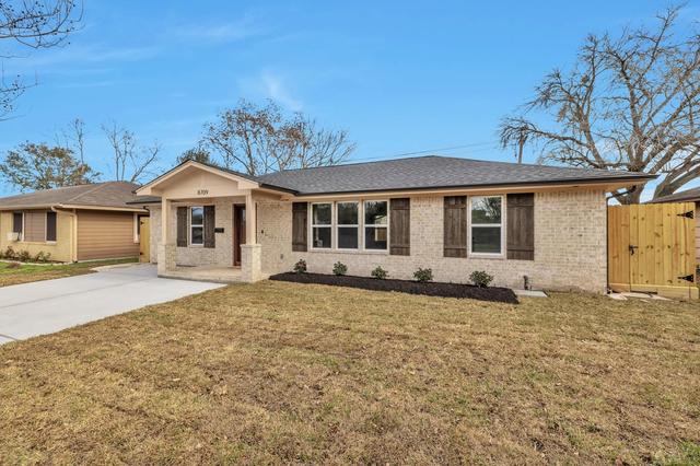 8709 Tarbell Rd, Houston, TX 77034