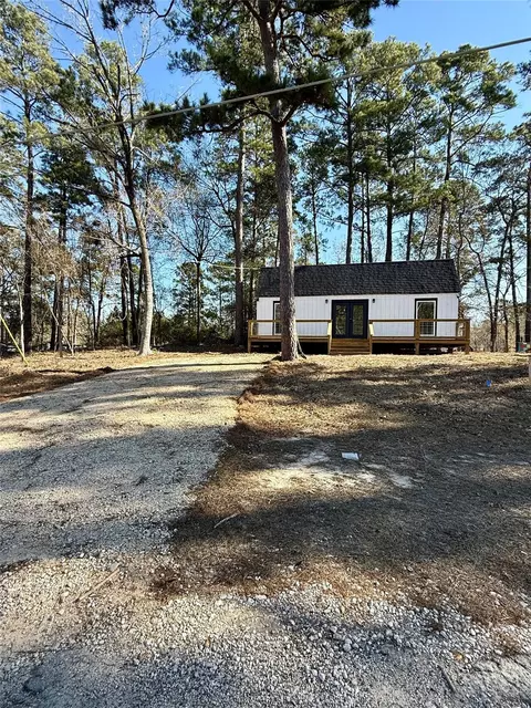 457 Impala Dr, Onalaska, TX 77360