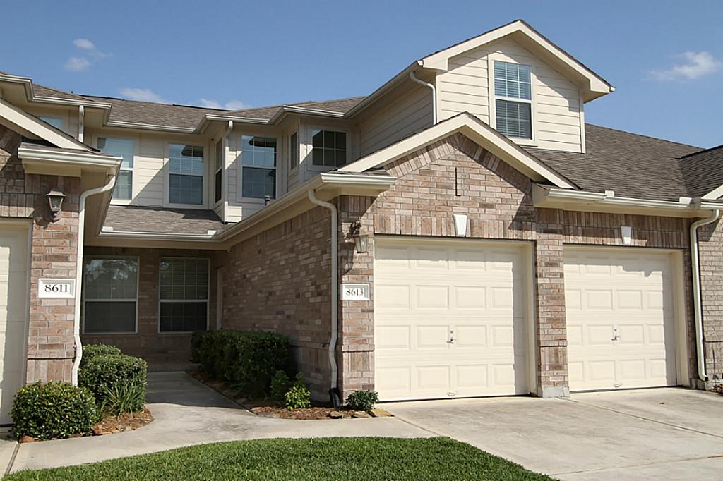 8613 Sunset Loch Dr, Spring, TX 77379 photo 1