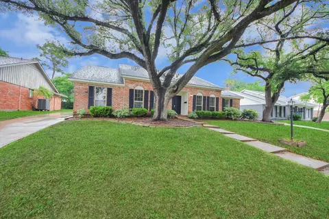 18319 Cape Bahamas Ln, Houston, TX 77058
