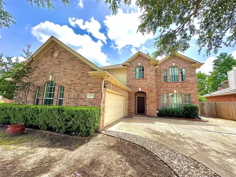 8303 Cliffshire Ct, Houston, TX 77083