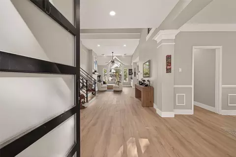 2811 Bright Trl, Sugar Land, TX 77479