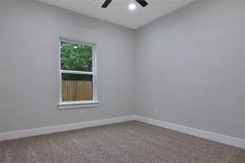 Bedroom - 14833 Pine Dr, Conroe, TX 77302 photo 2 of 3