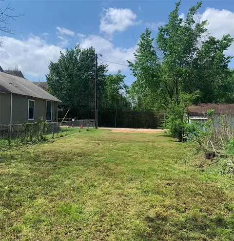 3 Bace Ct, Houston, TX 77007 photo 4
