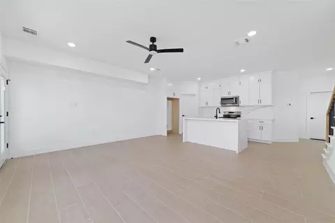 Living - 1811 N Spring Dr #7, Spring, TX 77373 photo 2 of 3
