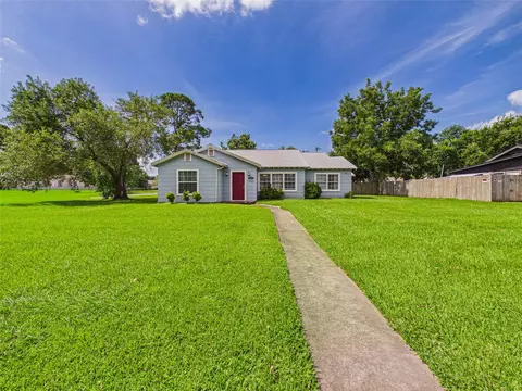 1101 15th Ave N, Texas City, TX 77590