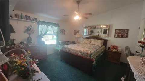 Bedroom - 17822 Shaw Cir, Conroe, TX 77302 photo 2 of 2