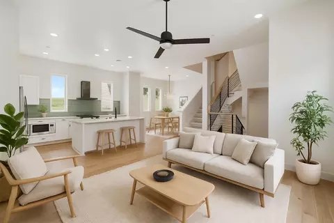 1005 Kern St #C, Houston, TX 77009