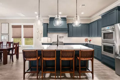 Kitchen - 2114 Gadwall Dr, Conroe, TX 77384 photo 2 of 4