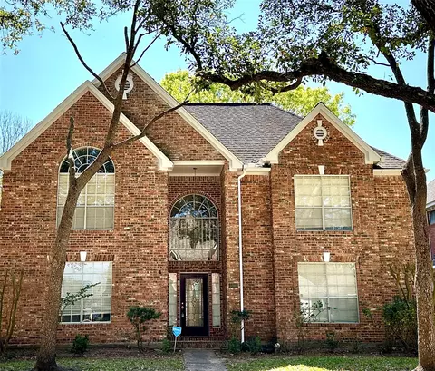 3302 Richland Dr, Sugar Land, TX 77478