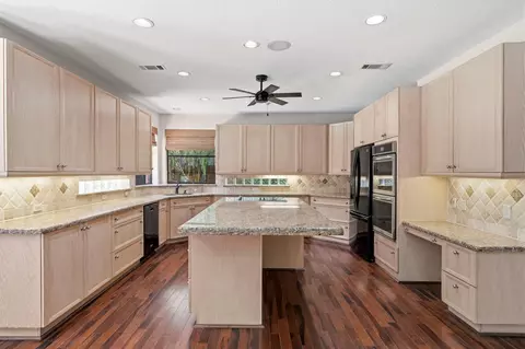 Kitchen - 18503 Cabaniss Cir, Spring, TX 77379 photo 1 of 5