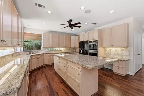 Kitchen - 18503 Cabaniss Cir, Spring, TX 77379 photo 2 of 5