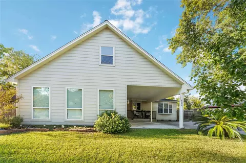 Exterior - 606 Packer Ct, Webster, TX 77598 photo 2 of 4