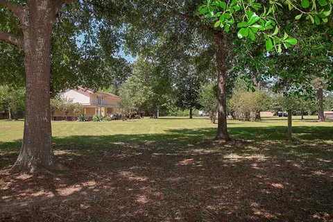 Exterior - 1231 Pruitt Rd, Spring, TX 77380 photo 7 of 8