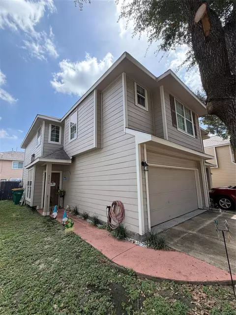 6026 Yorkglen Manor Ln, Houston, TX 77084