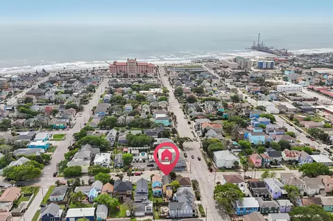 2024 Ursuline St, Galveston, TX 77550