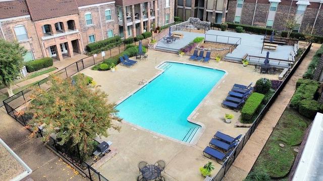 7575 Katy Fwy #30, Houston, TX 77024