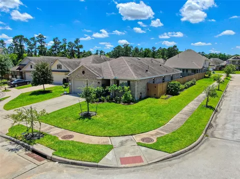28052 Dove Chase Dr, Spring, TX 77386
