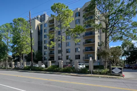 661 Bering Dr #310, Houston, TX 77057