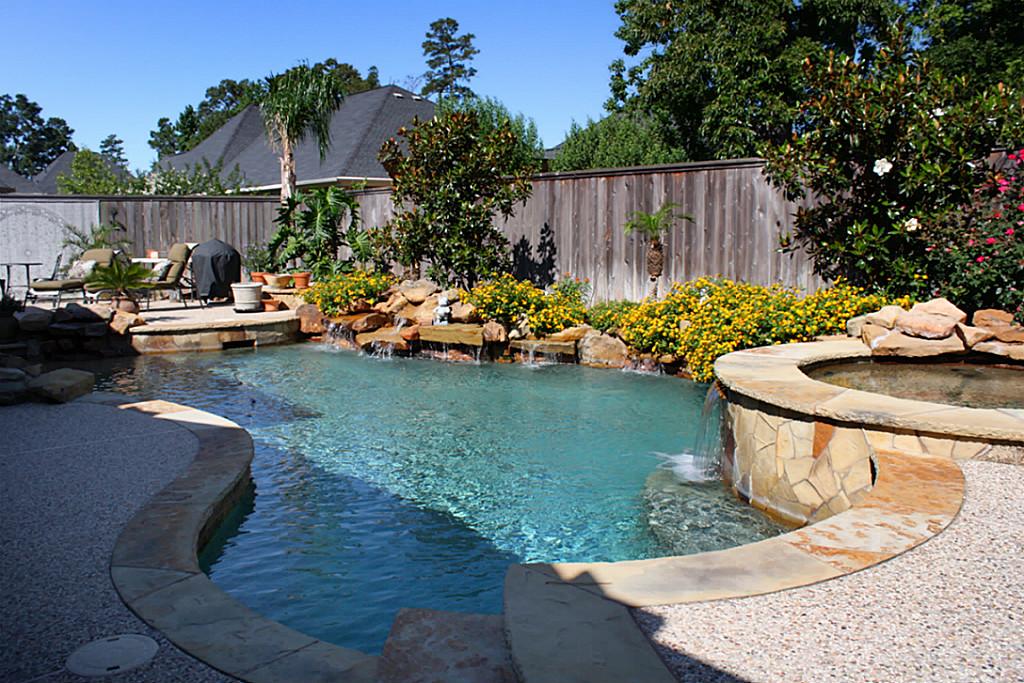 25515 Par Point Ct, Spring, TX 77389 photo 1