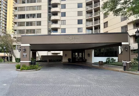 3525 Sage Rd #813, Houston, TX 77056