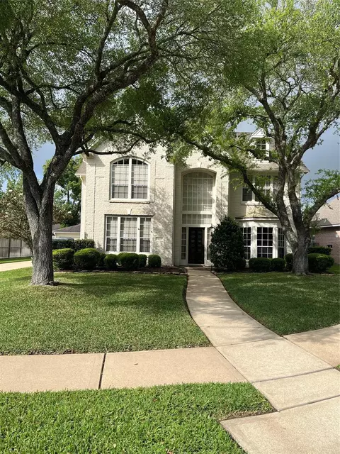 2906 Bay Isle Ct, Houston, TX 77059